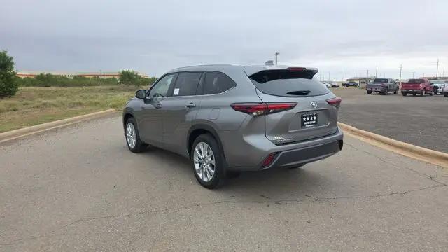 2026 Toyota Highlander Limited