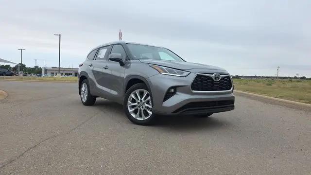 2026 Toyota Highlander Limited