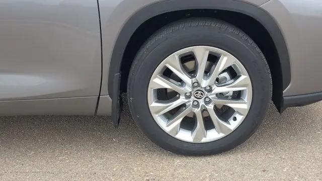 2026 Toyota Highlander Limited