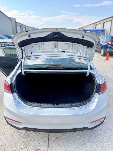 2020 Hyundai Accent SE