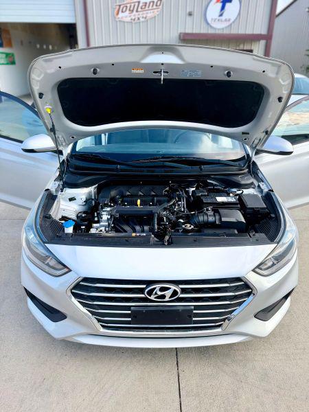 2020 Hyundai Accent SE