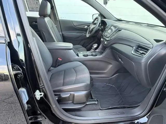 2023 Chevrolet Equinox FWD RS