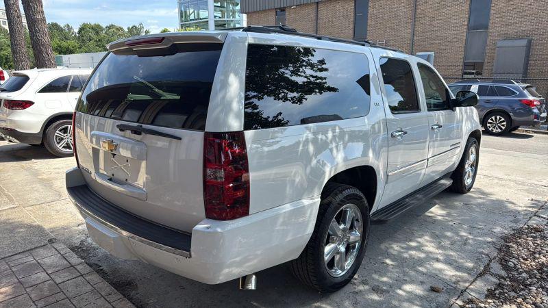 2014 Chevrolet Suburban LTZ