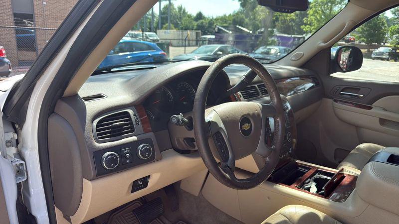 2014 Chevrolet Suburban LTZ