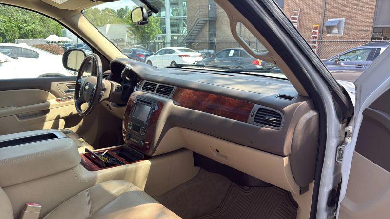2014 Chevrolet Suburban LTZ