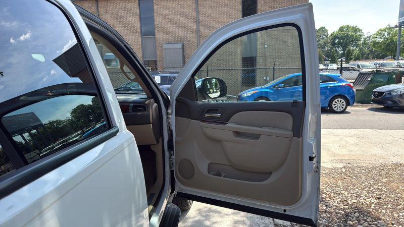 2014 Chevrolet Suburban LTZ