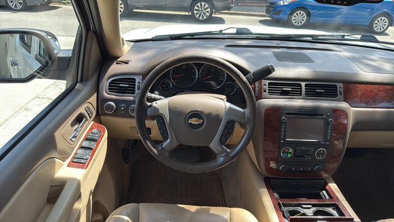 2014 Chevrolet Suburban LTZ