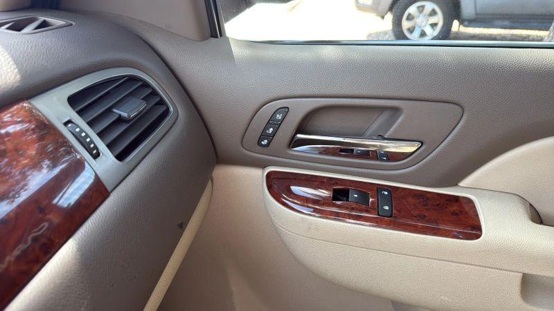 2014 Chevrolet Suburban LTZ
