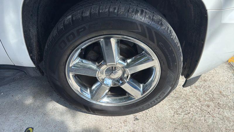 2014 Chevrolet Suburban LTZ