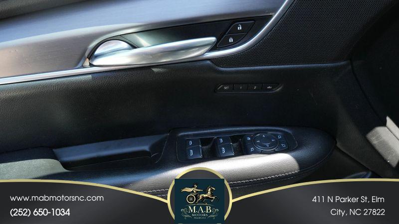2017 Cadillac XT5 Luxury