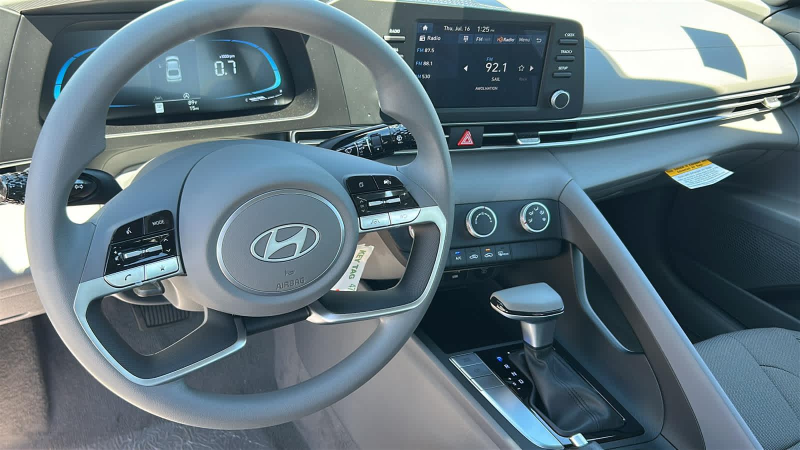 New 2026 Abyss Black Hyundai SE image 40