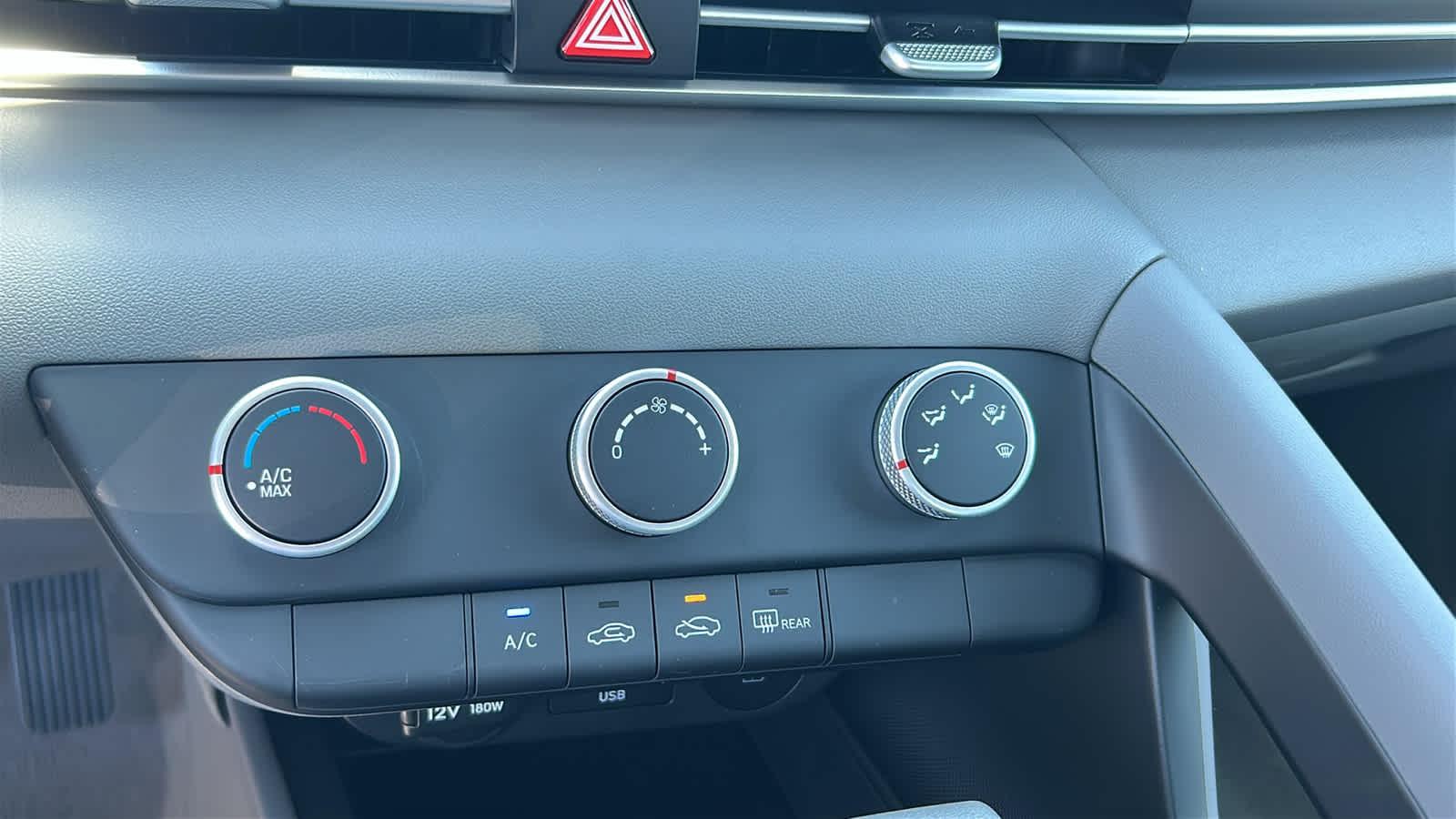New 2026 Abyss Black Hyundai SE image 44