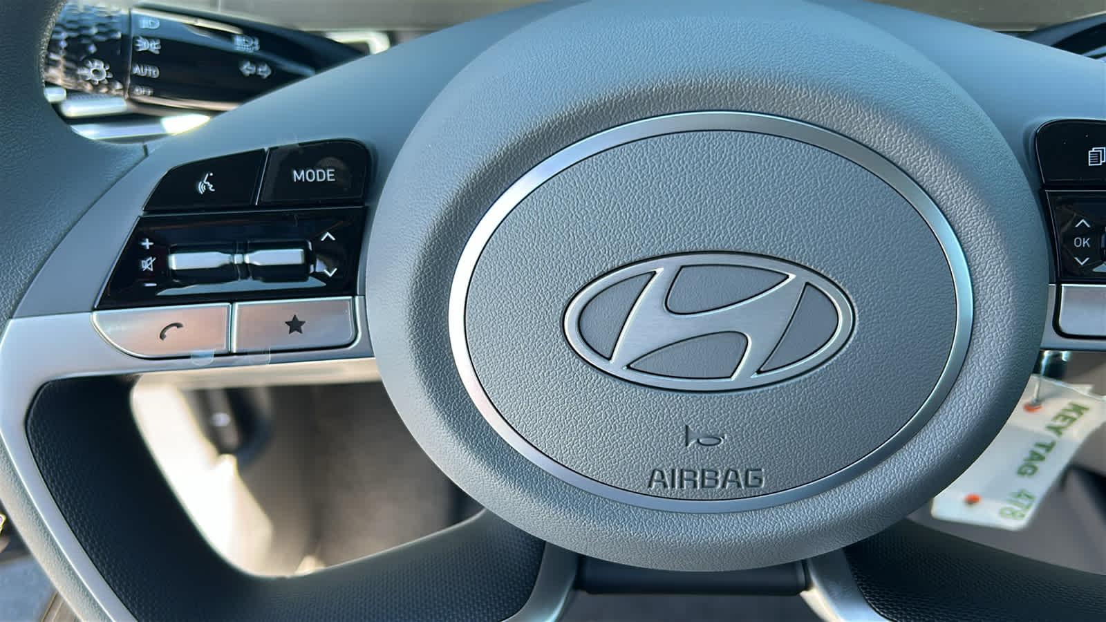 New 2026 Abyss Black Hyundai SE image 49