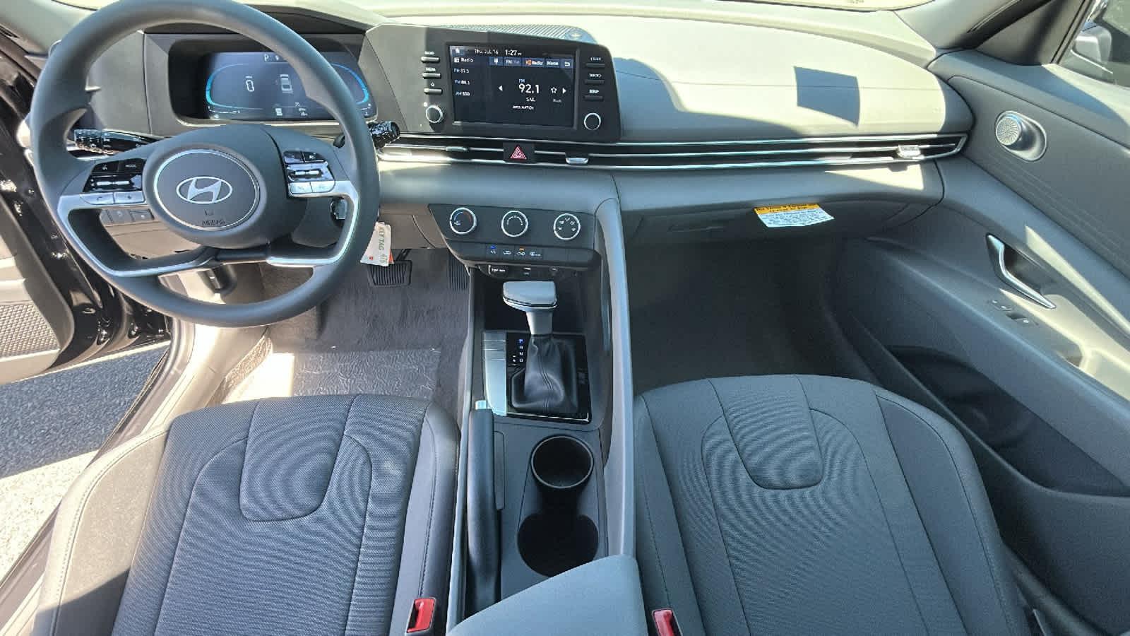 New 2026 Abyss Black Hyundai SE image 56