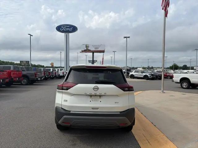 2023 Nissan Rogue SV FWD