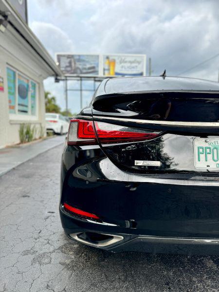 2019 Lexus ES 350 F SPORT