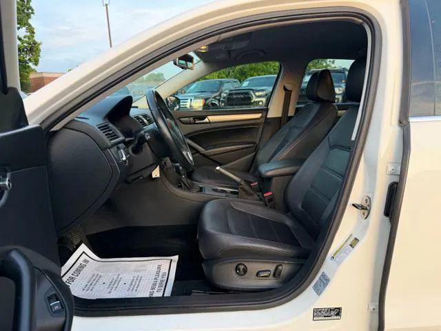 2014 Volkswagen Passat 1.8T SE