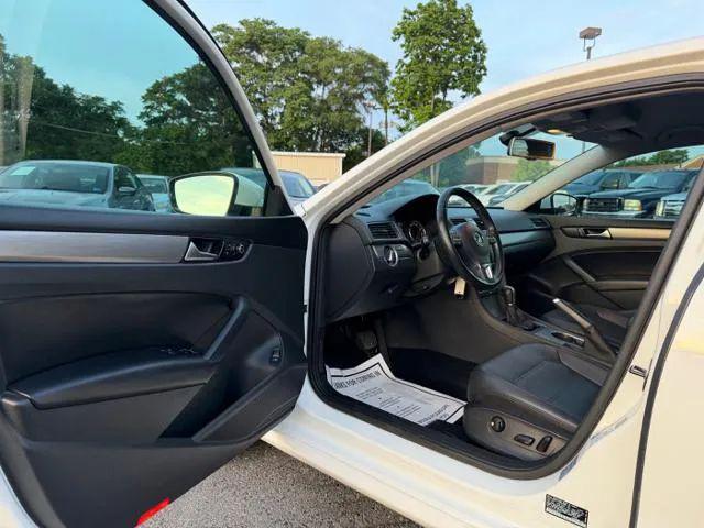 2014 Volkswagen Passat 1.8T SE