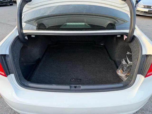 2014 Volkswagen Passat 1.8T SE