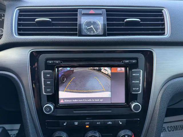 2014 Volkswagen Passat 1.8T SE
