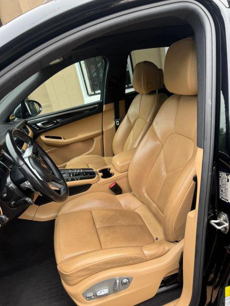 2018 Porsche Macan Base