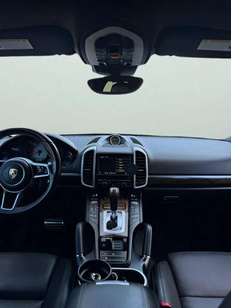 2016 Porsche Cayenne S