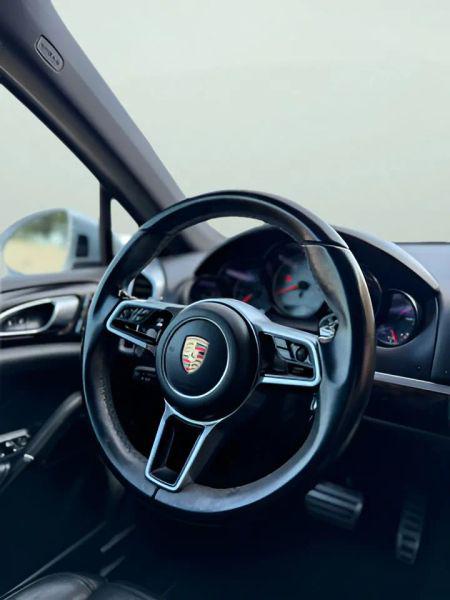 2016 Porsche Cayenne S
