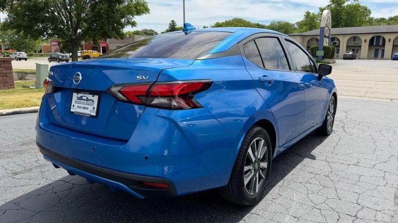 2020 Nissan Versa SV Xtronic CVT