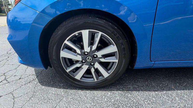 2020 Nissan Versa SV Xtronic CVT