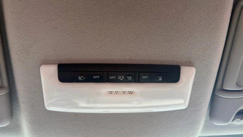 2020 Nissan Versa SV Xtronic CVT