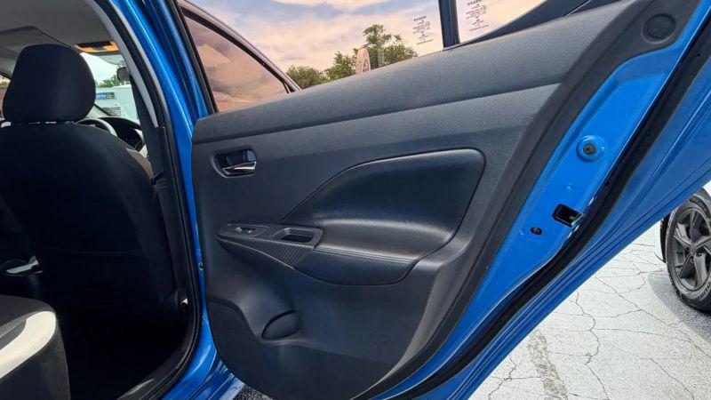 2020 Nissan Versa SV Xtronic CVT