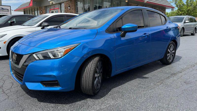 2020 Nissan Versa SV Xtronic CVT