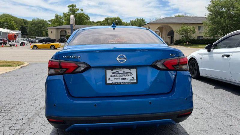 2020 Nissan Versa SV Xtronic CVT