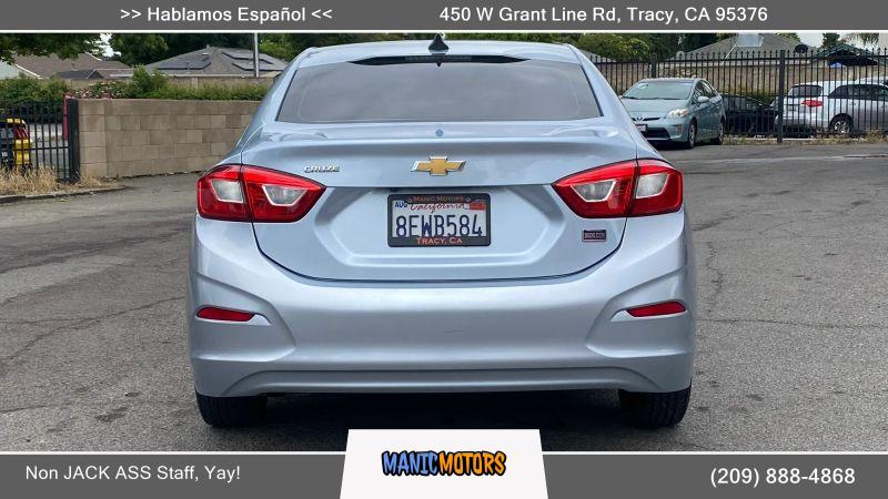 2018 Chevrolet Cruze LS Auto