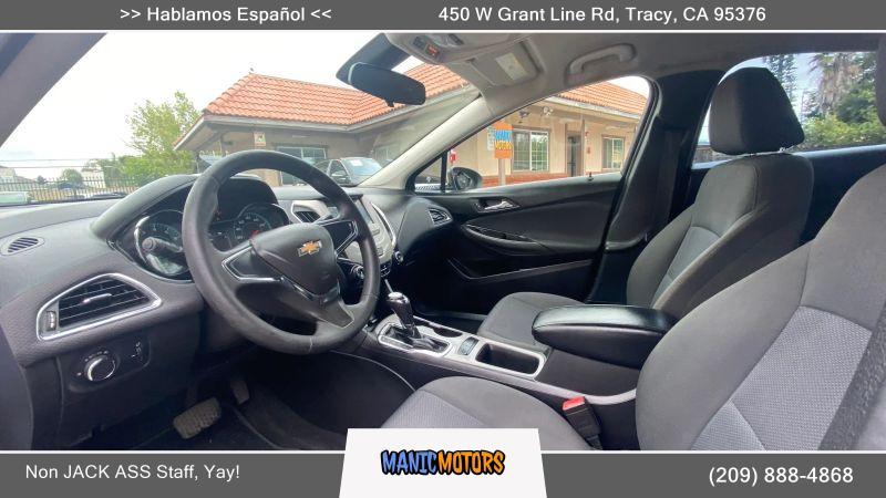 2018 Chevrolet Cruze LS Auto