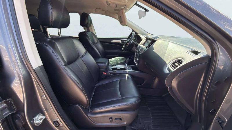 2019 Nissan Pathfinder SL