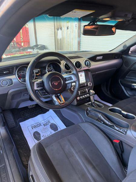 2019 Ford Mustang EcoBoost