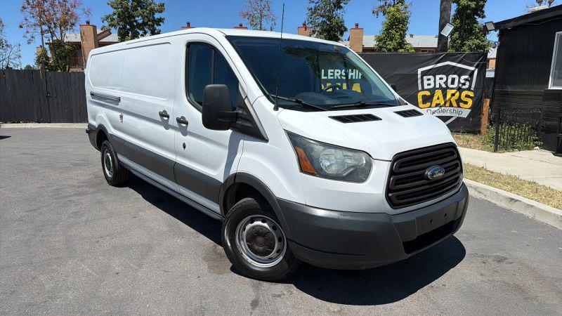2016 Ford Transit w/60/40 Side Door