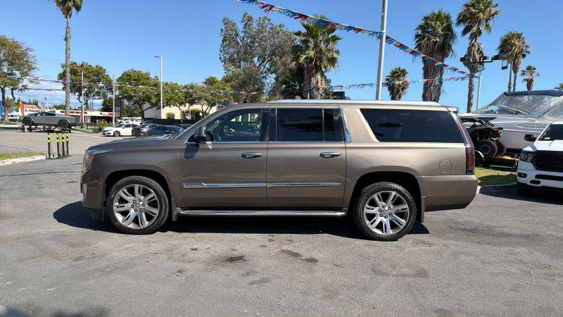 2015 Cadillac Escalade ESV Luxury