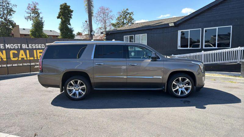 2015 Cadillac Escalade ESV Luxury