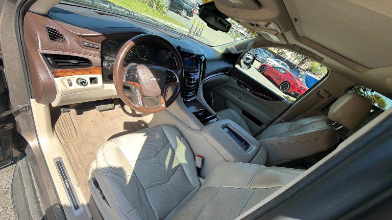 2015 Cadillac Escalade ESV Luxury