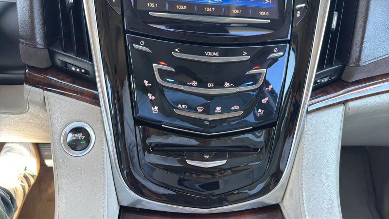2015 Cadillac Escalade ESV Luxury