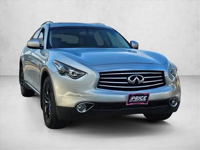 2016 INFINITI QX70 Standard