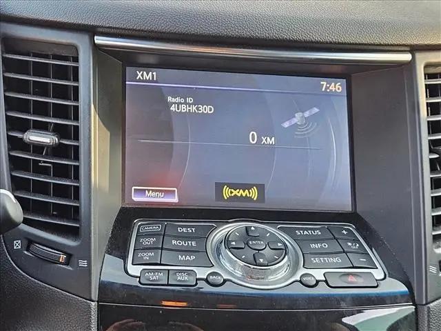2016 INFINITI QX70 Standard