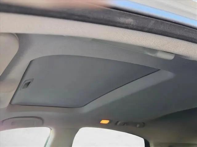 2016 INFINITI QX70 Standard