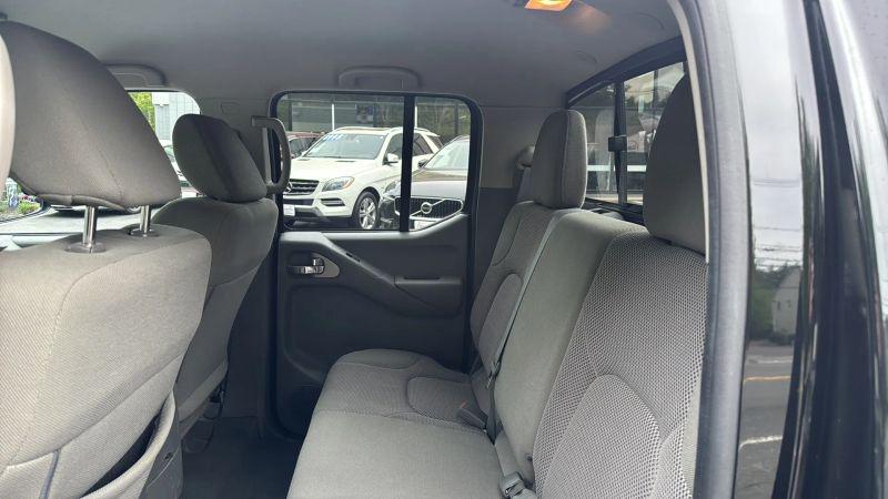 2019 Nissan Frontier SV