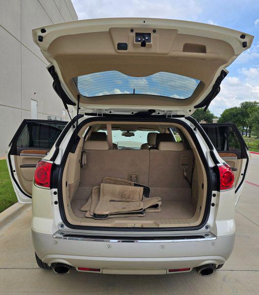 2011 Buick Enclave 2XL