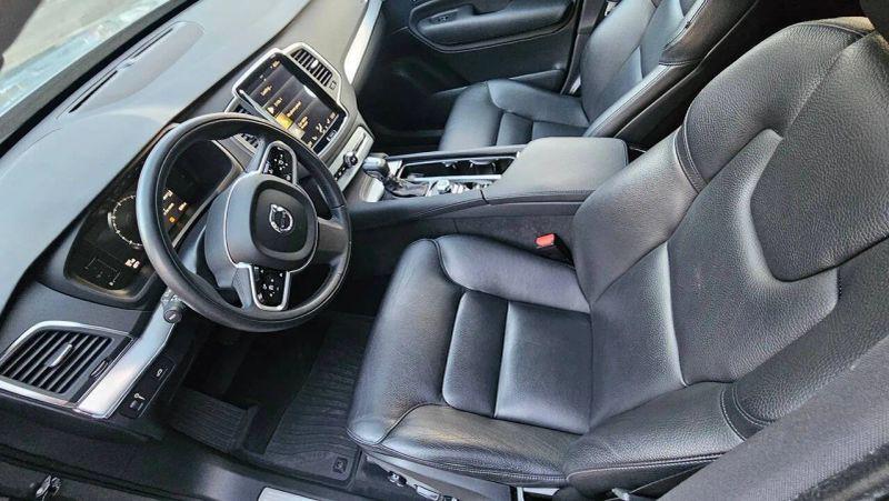2018 Volvo XC90 T5 Momentum