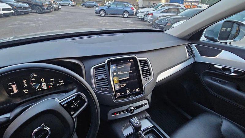 2018 Volvo XC90 T5 Momentum