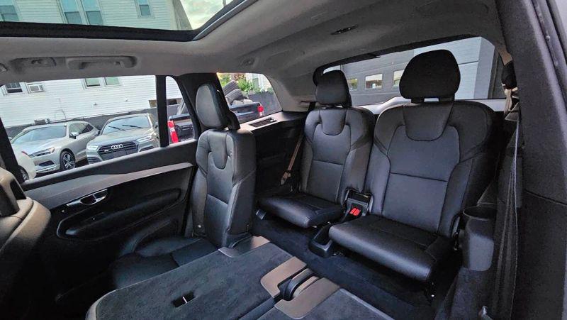 2018 Volvo XC90 T5 Momentum